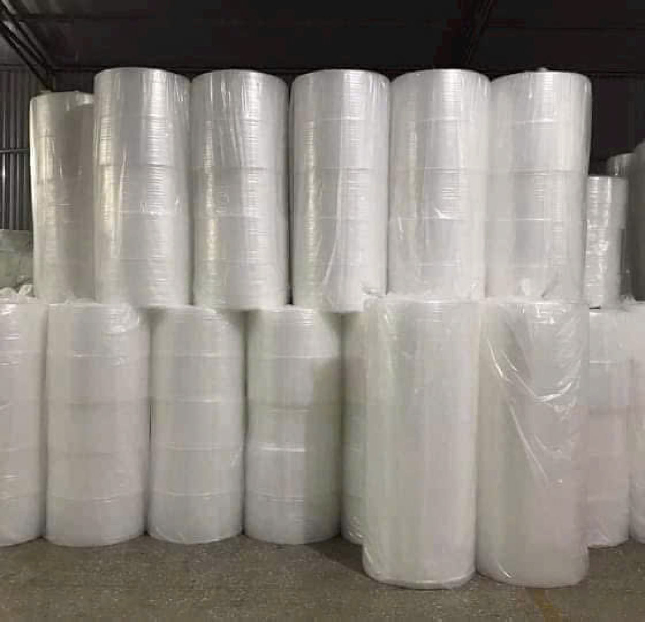 TẤM MÚT VỀ HÀNG