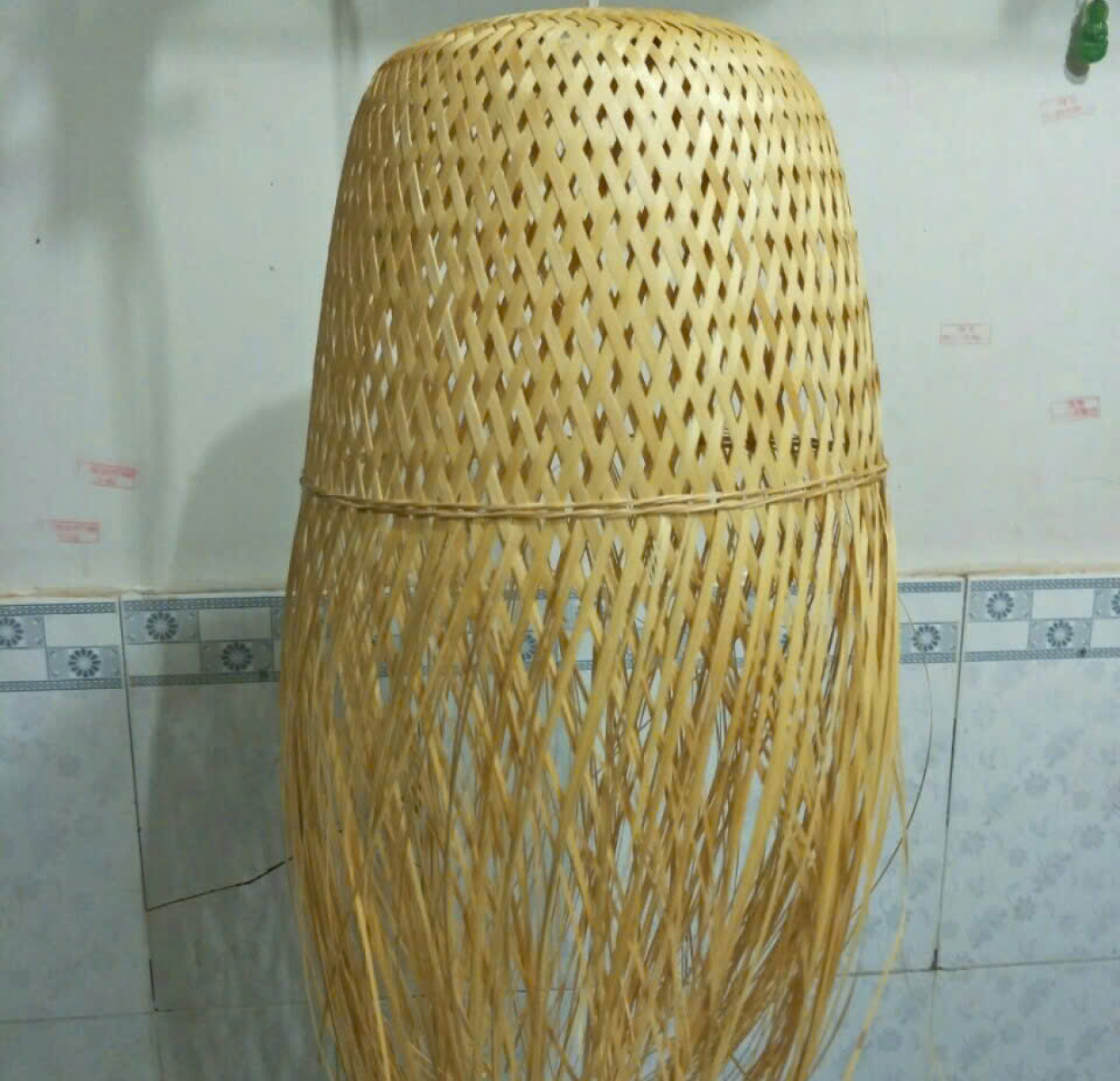 ĐÈN TRE KIỂU TUA TUA