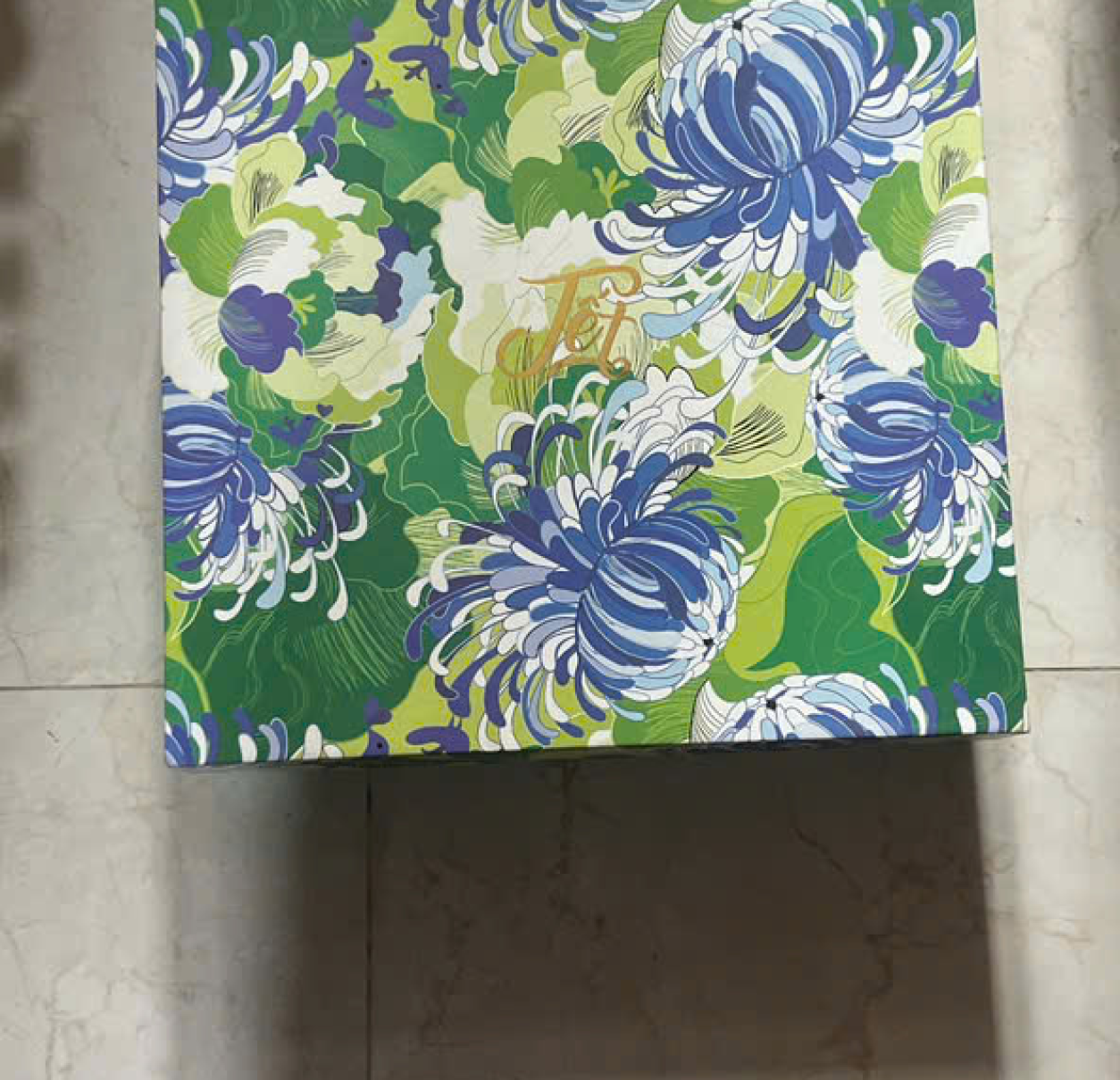 HỘP QUÀ VUÔNG 